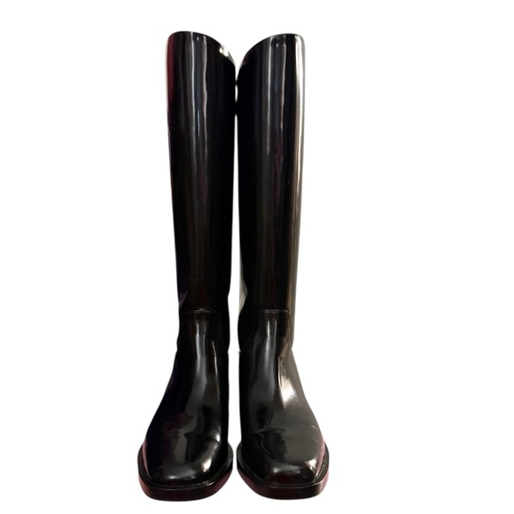 Everlane Leather Riding Boot in Black - Picture 6 of 13